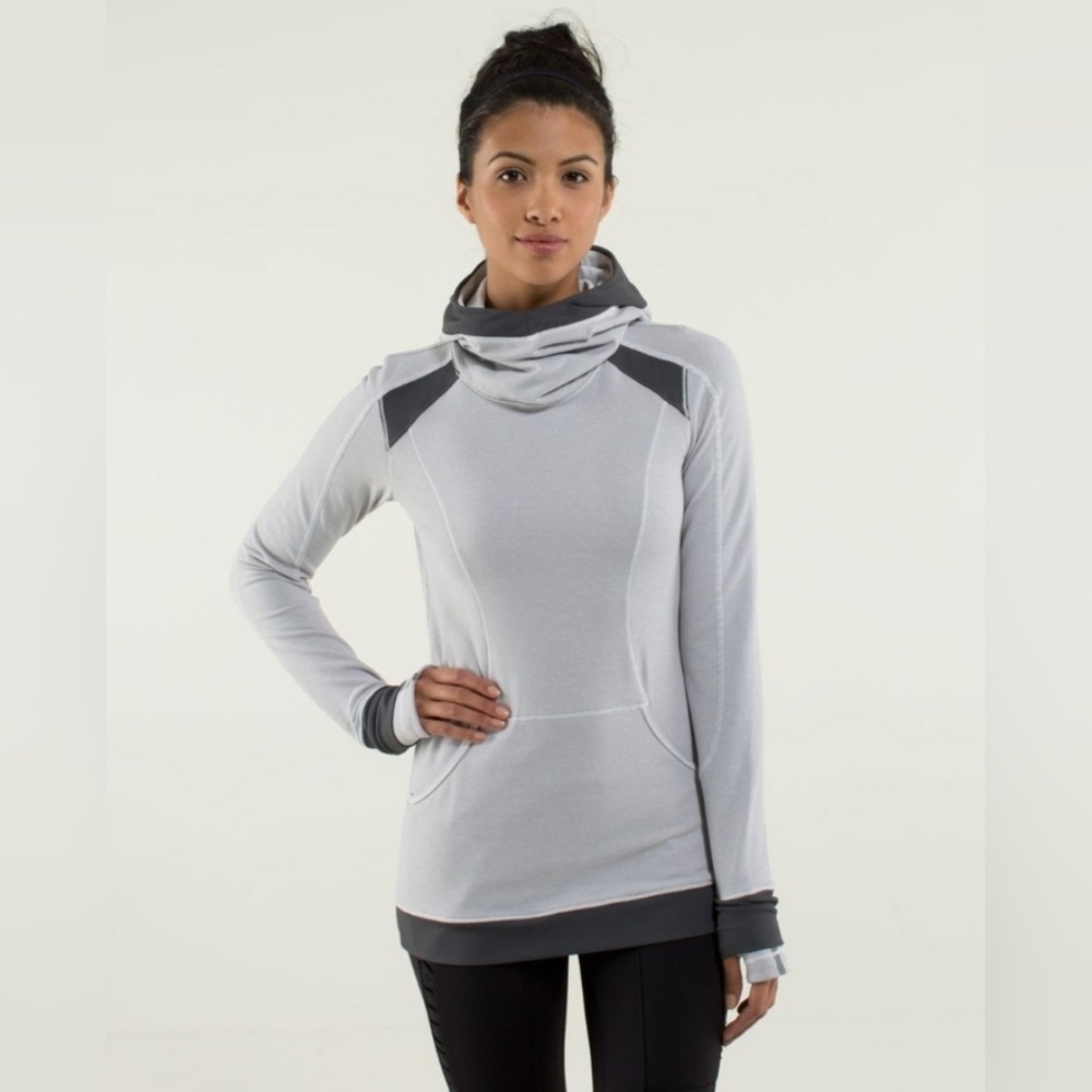 Lululemon Base Runner HoodieWee Stripe White Heathered Medium Grey/white size 6